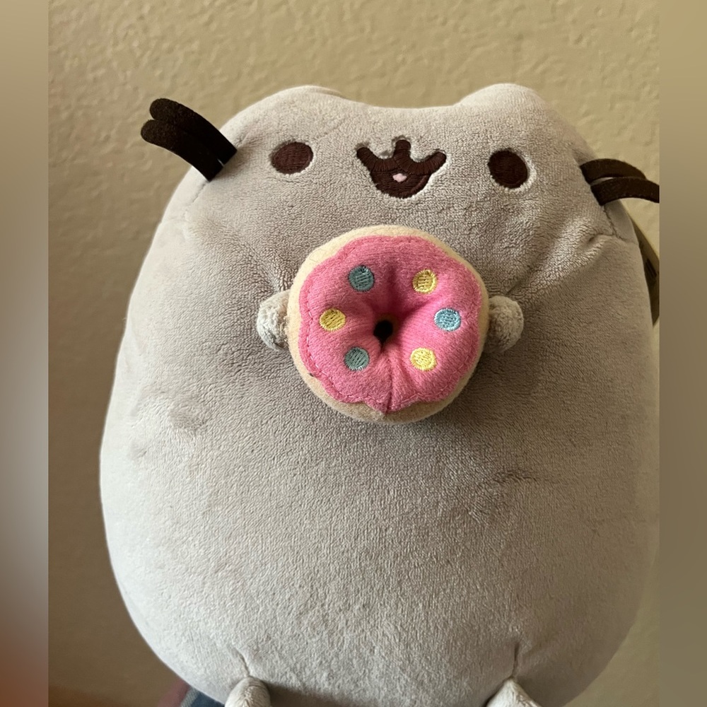 Donut Pusheen Plush with Tag